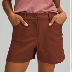 lululemon City Sleek HR 5 Pocket Short 4”